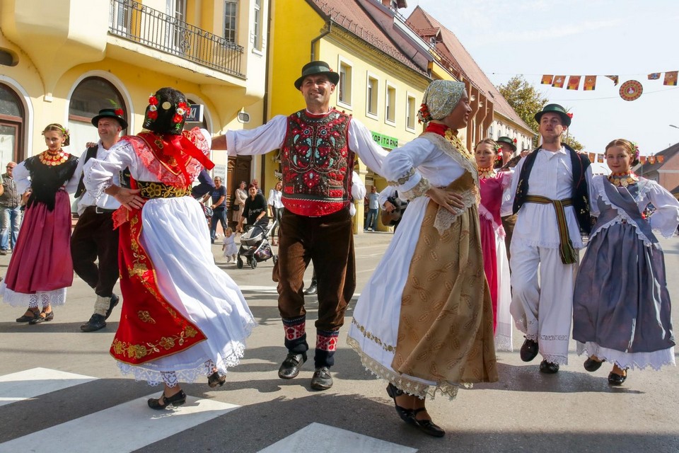 55. Vinkovačke jeseni