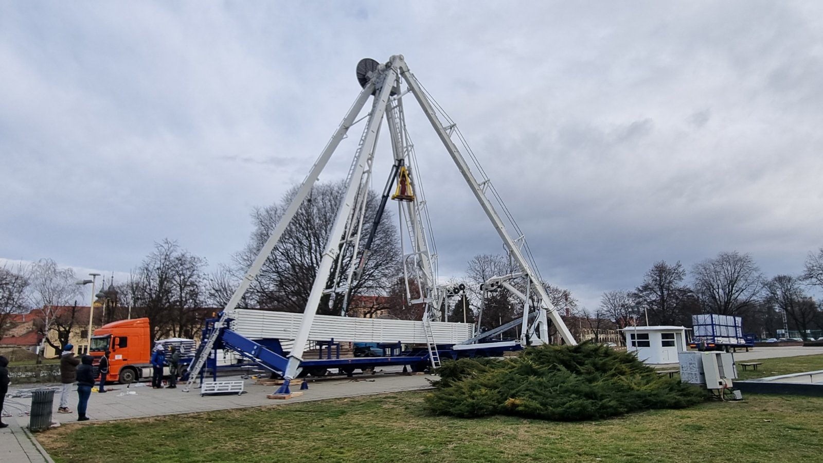 Napreduje podizanje osječkog ‘Ferris wheel-a’