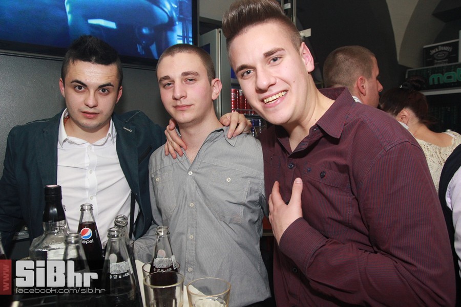 nova_godina_2014_matrix_SiBhr_1