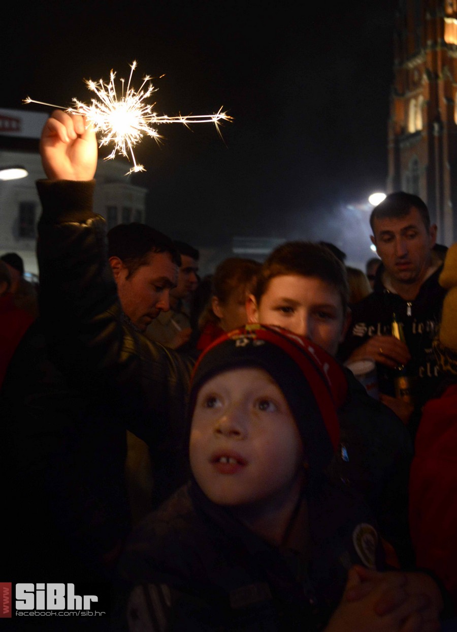 docek_nove_godine_trg_i_club_si docek_nove_godine_trg_i_club_si