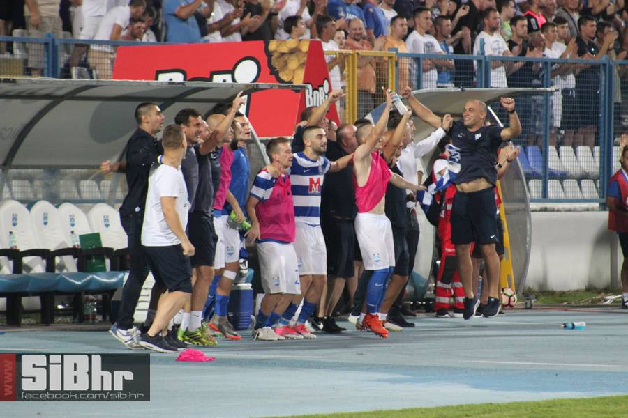 osijek-psv_SiBhr_56