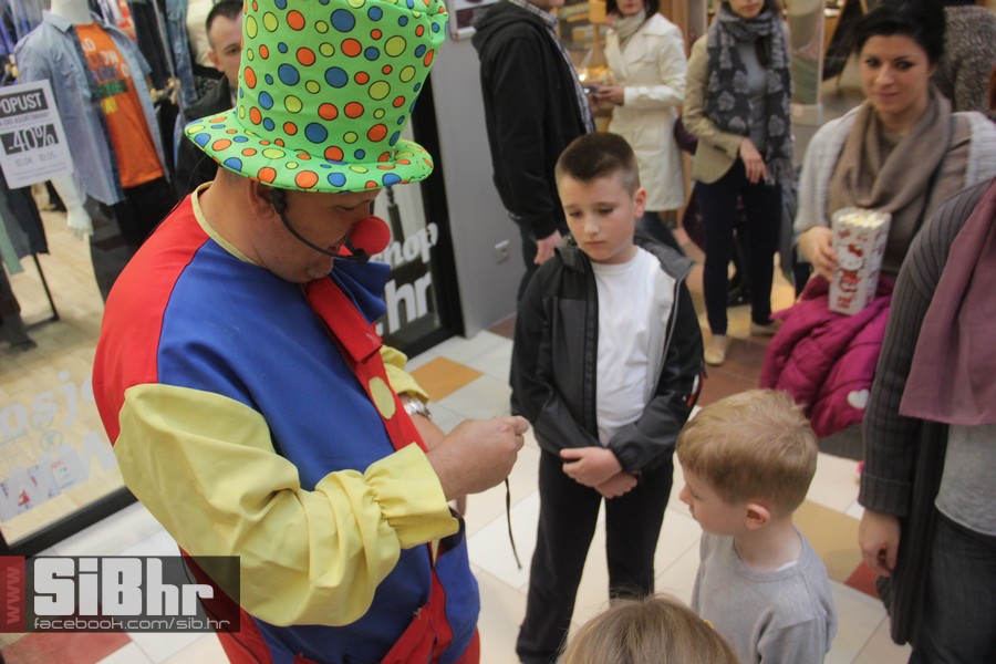 magic_avenue_mall_1804_11