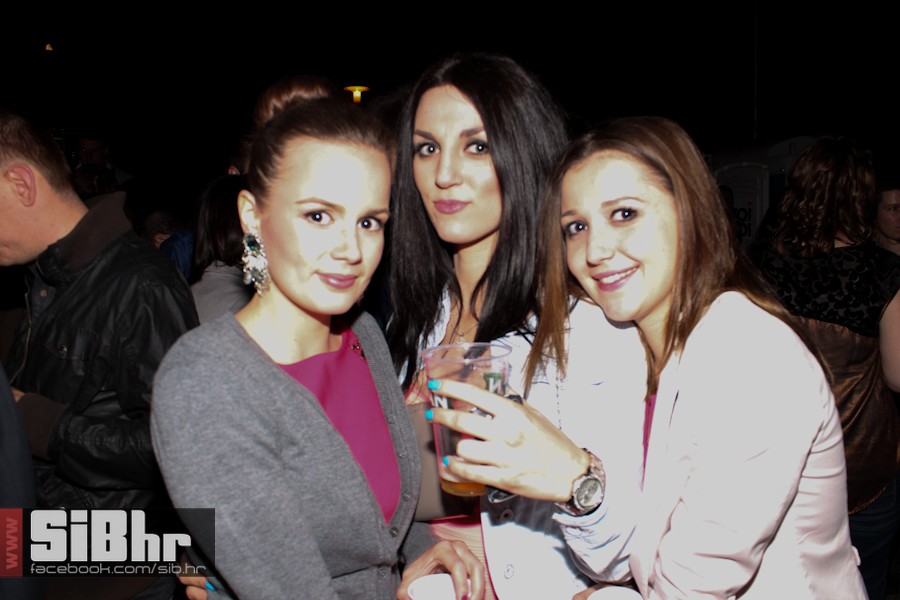 dc_party_2706_SiBhr_55 dc_party_2706_SiBhr_55