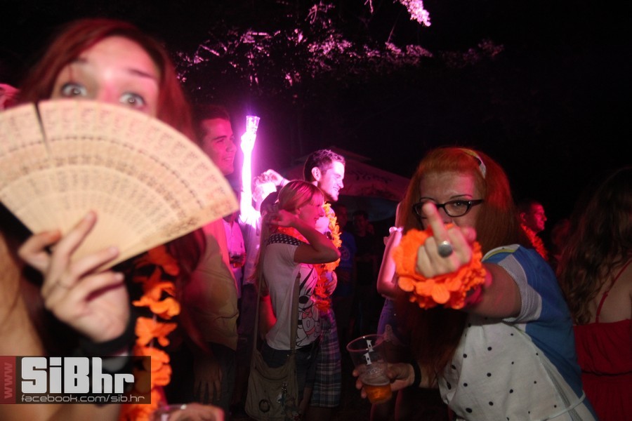 backyard_art_festival_SiBhr_47
