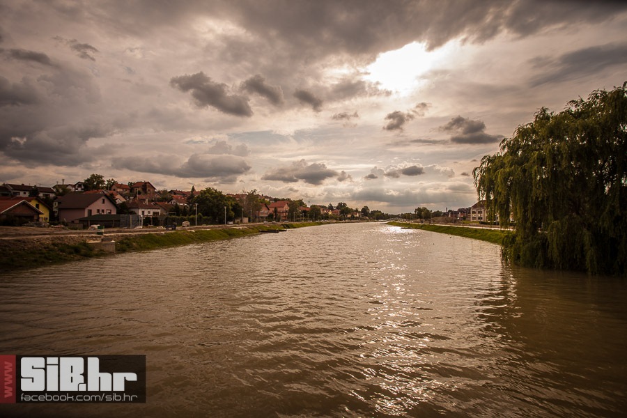 poplave_u_sib_12062013_sibhr_mb