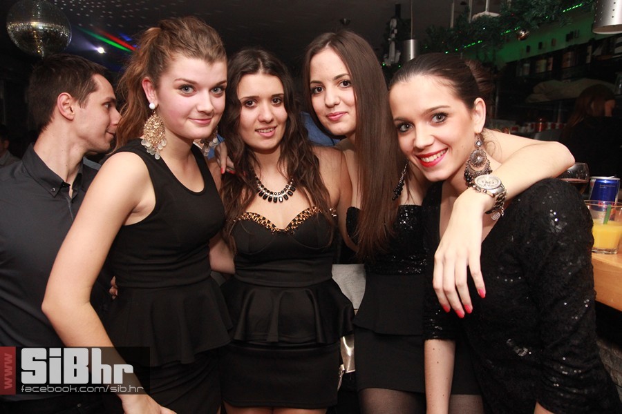 docek_nove_godine_cocktail_bark