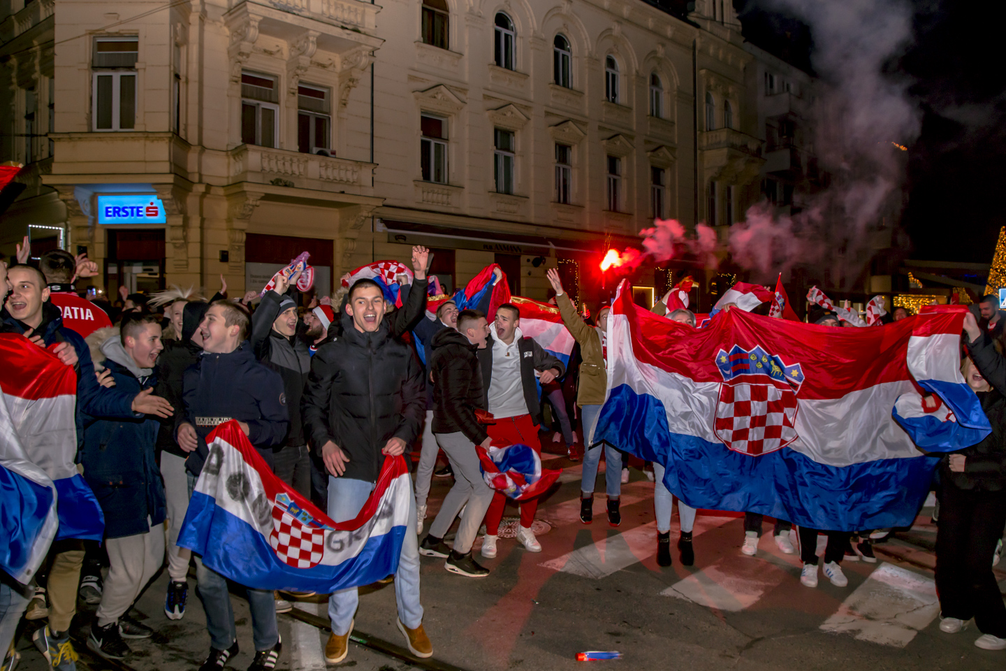 Slavlje nakon pobjede Hrvatske