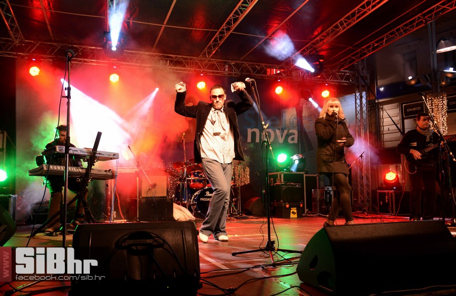 docek_nove_godine_trg_i_club_si docek_nove_godine_trg_i_club_si