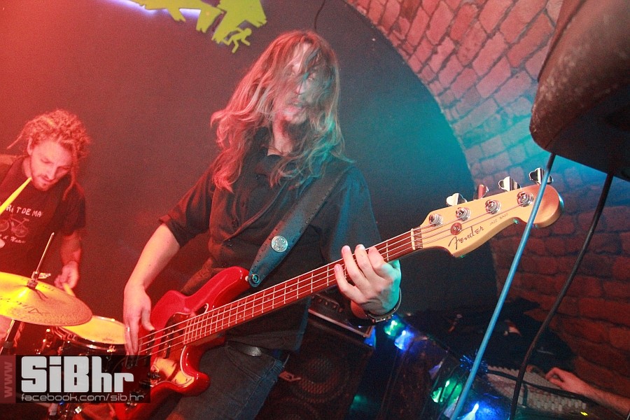 nocni_zivot_Exit_04012013_SiBhr