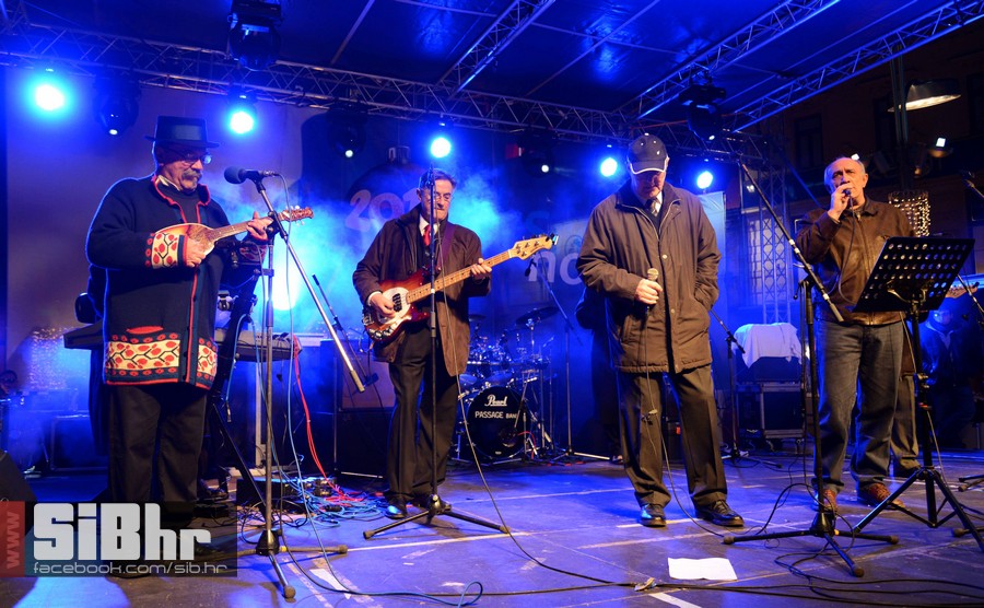 docek_nove_godine_trg_i_club_si docek_nove_godine_trg_i_club_si