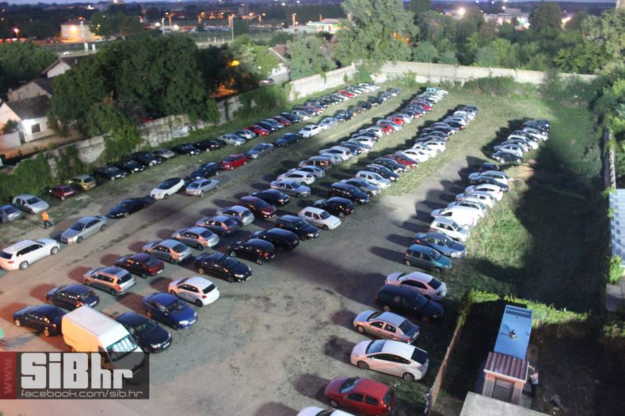 osijek-psv_SiBhr_14