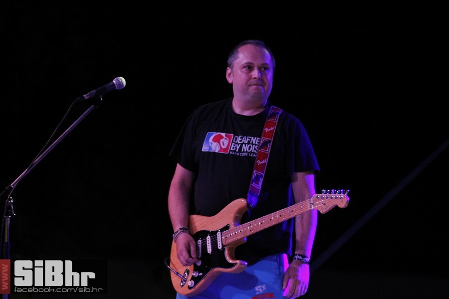 ufo_brkovi_zoran_71 ufo_brkovi_zoran_71