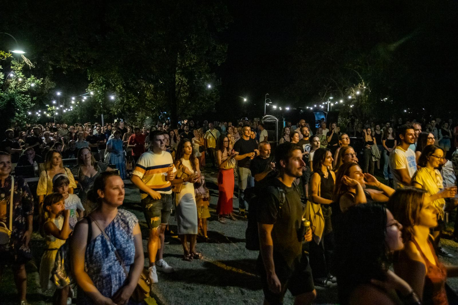Nika Turković i Band Nikše Bratoša nastupili na FeelGood Weekendu
