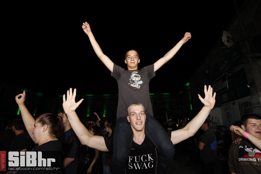 ufo_brkovi_zoran_152 ufo_brkovi_zoran_152