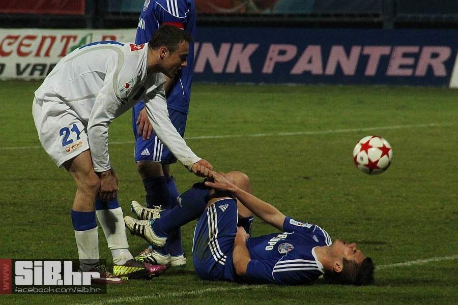 slaven_belupo_osijek_16_03_2012