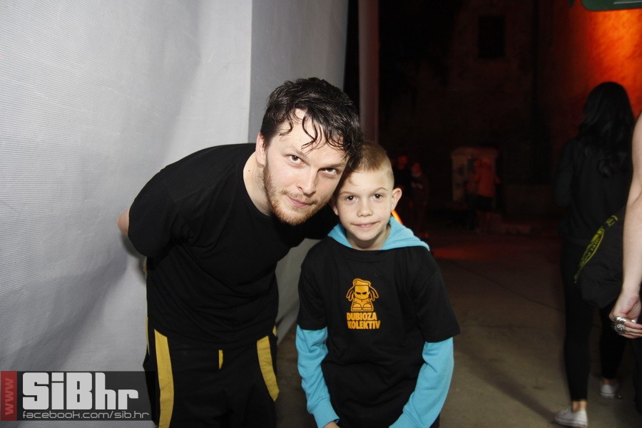 dubioza_sars_2014_zoran_bastion dubioza_sars_2014_zoran_bastion