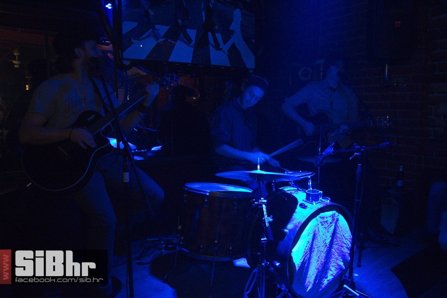 akusticna_svirka_cadillac_9