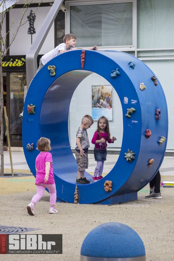 osjecani_u_setnji_gradom_17 osjecani_u_setnji_gradom_17