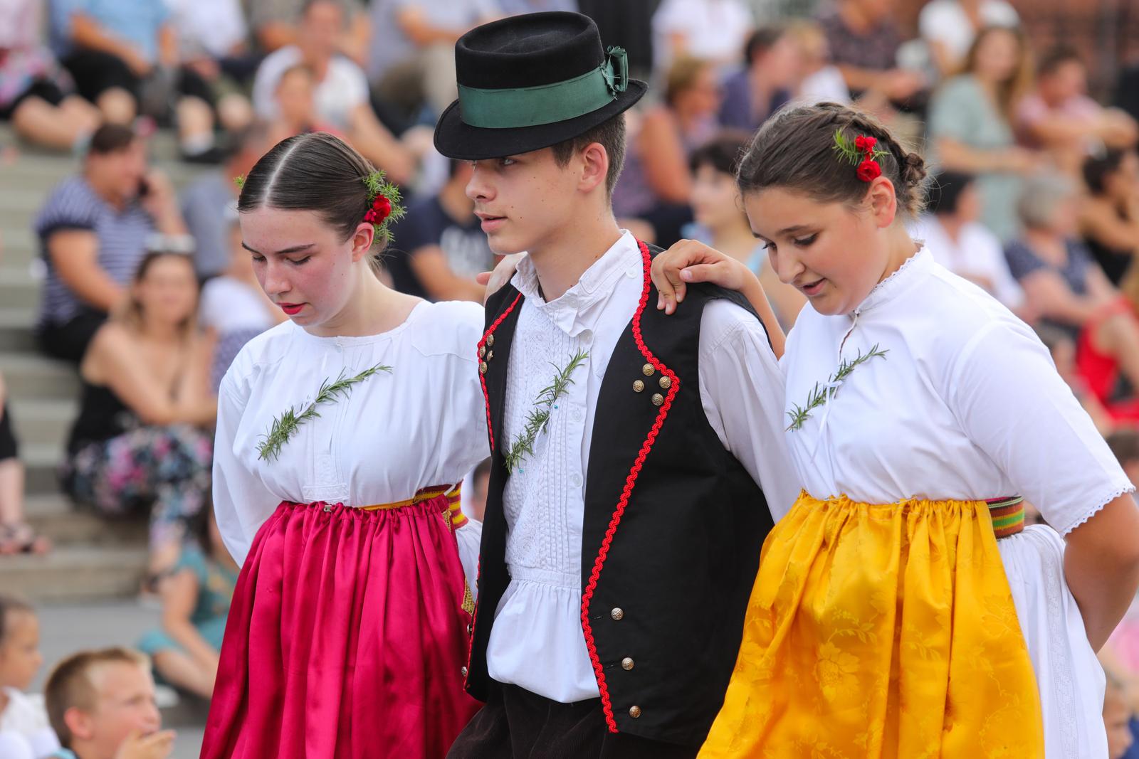 Mali vezovi 2022. Mali vezovi 2022.