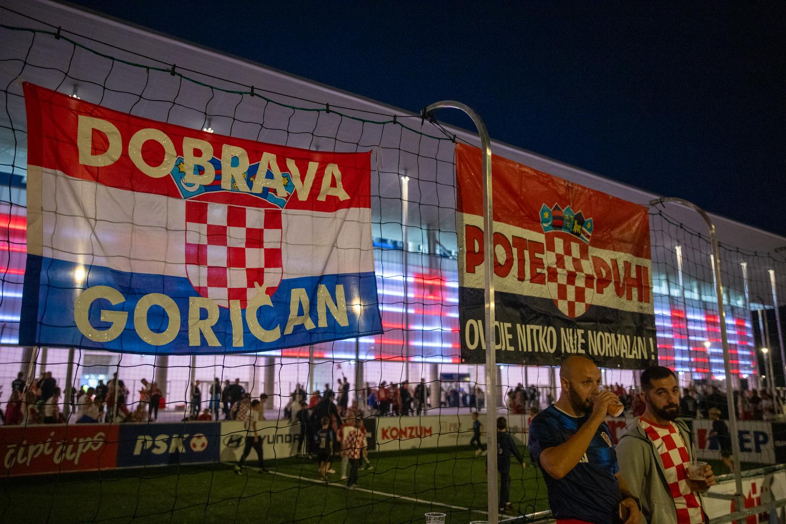 Navijači na Pampasu