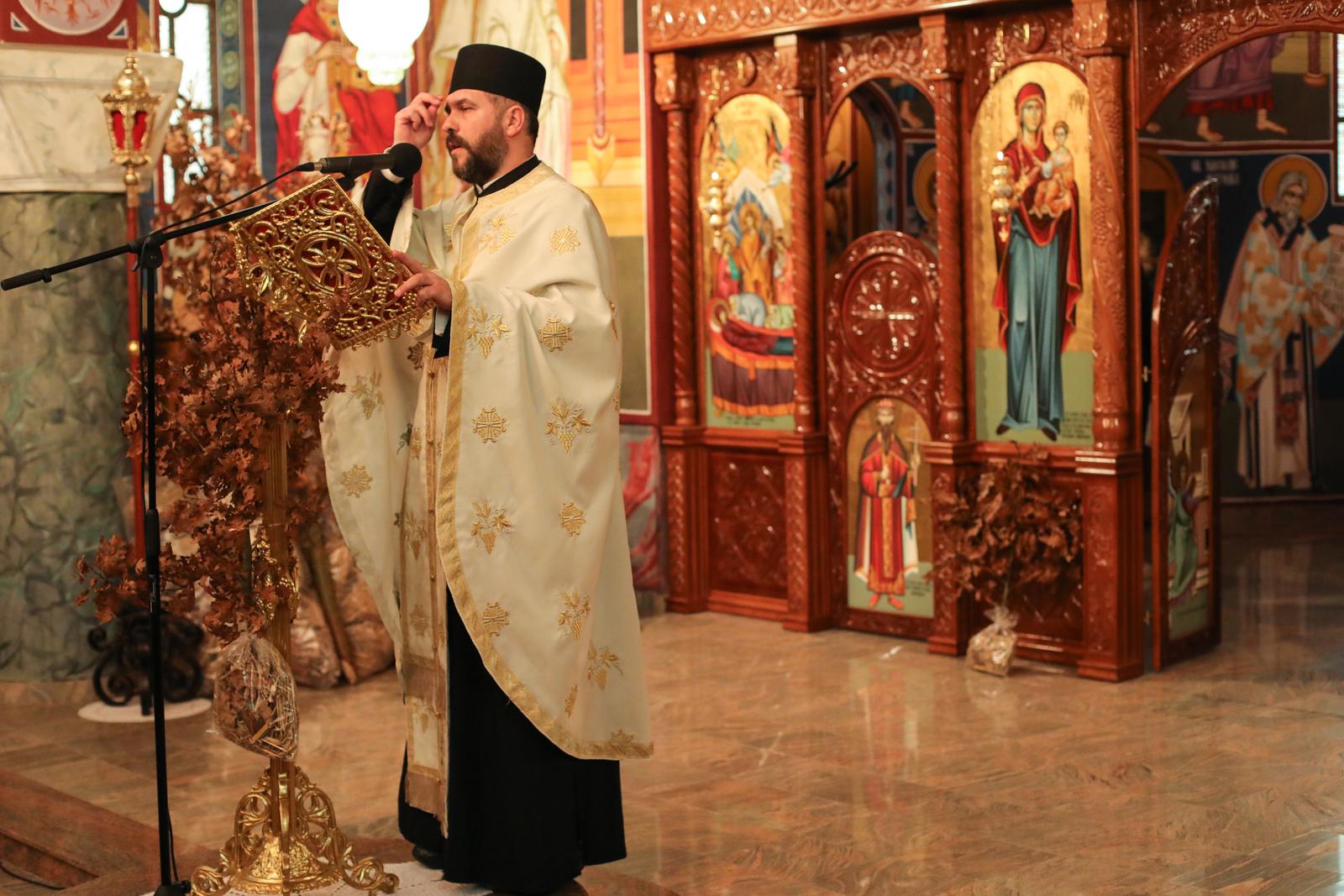 Paljenje Badnjaka u Osijeku Paljenje Badnjaka u Osijeku