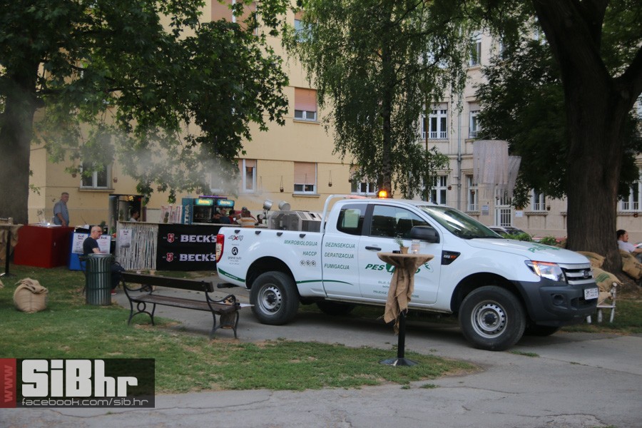 prva_osjecka_ljetna_noc_2016_Si prva_osjecka_ljetna_noc_2016_Si