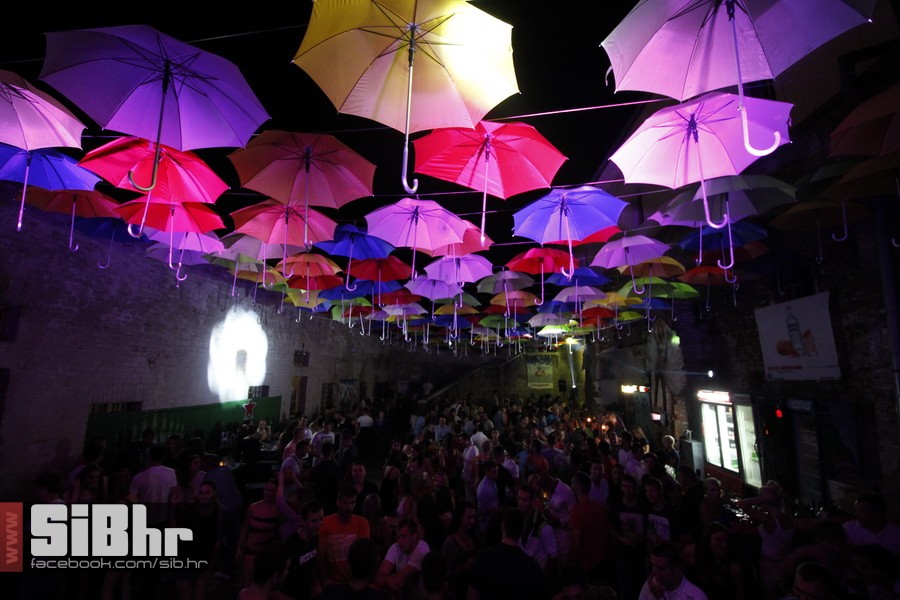 nocni_zivot_32 nocni_zivot_32