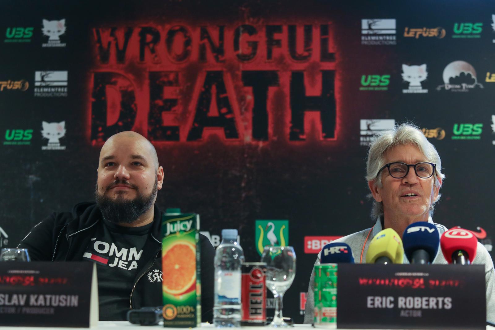 Konferencija za novinare povodom snimanja filma Wrongful Death u Belom Manastiru Konferencija za novinare povodom snimanja filma Wrongful Death u Belom Manastiru