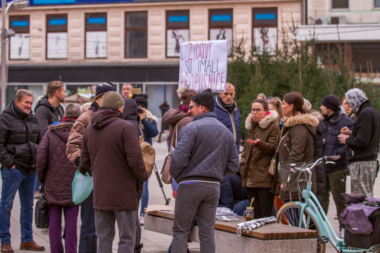Prosvjed u Osijeku: ”I židovi su imali propusnice”