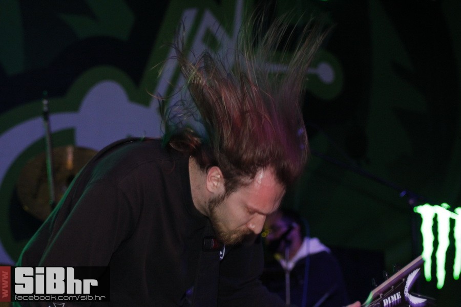 ufo_brkovi_zoran_13 ufo_brkovi_zoran_13