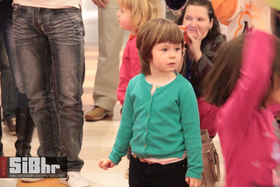 avenuemall_osijek_mali_disco_si