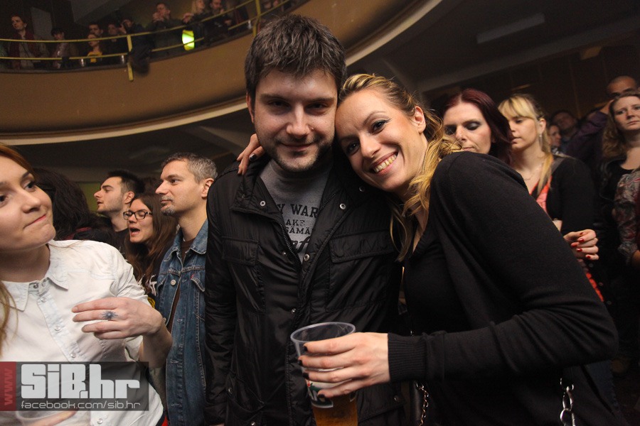 opca_opasnost_slavija_04042013_