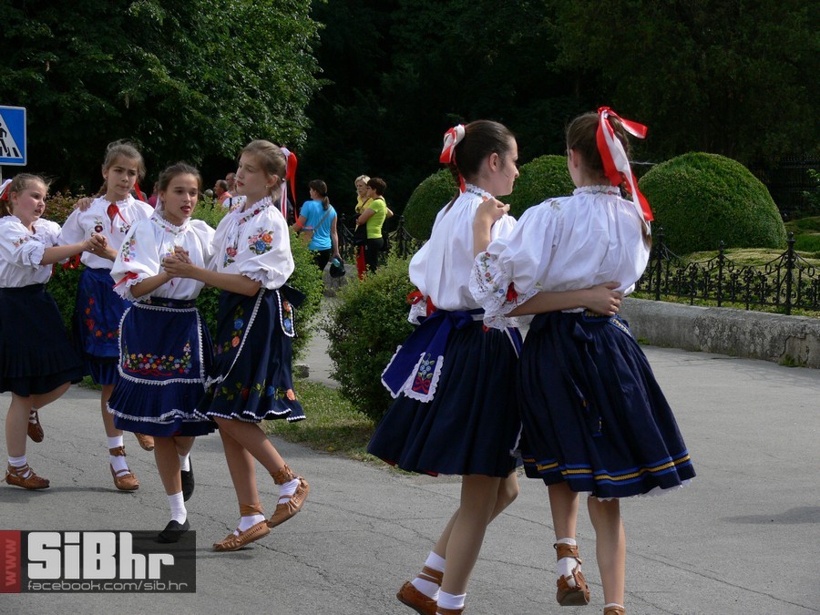 mali_djekovacki_vezovi_47