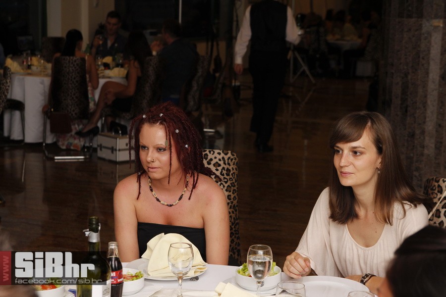 orijentalna_vecera_osijek_SiBhr orijentalna_vecera_osijek_SiBhr