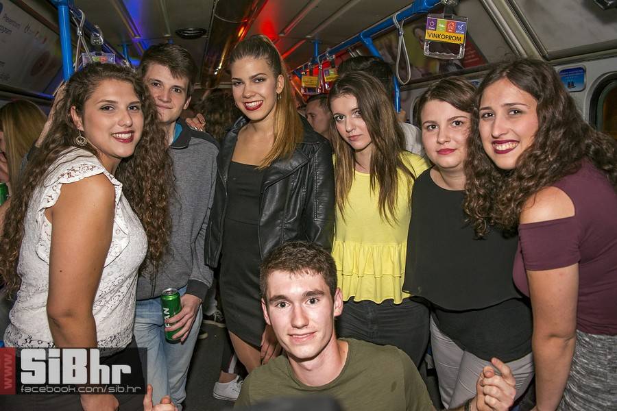 Tram_party_SiBhr-75