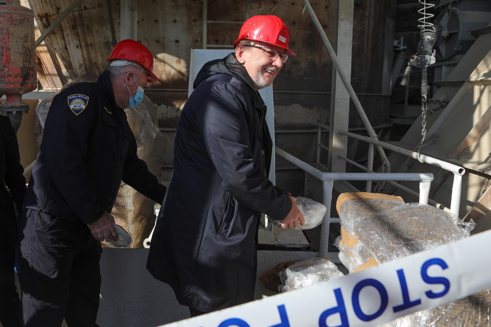 Spaljeno 2,1 tone droge u našičkoj cementari