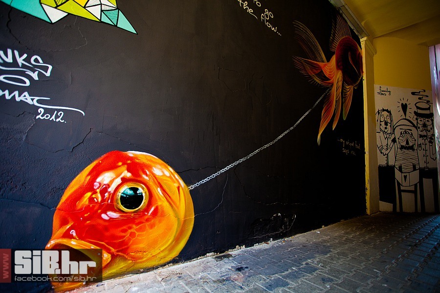 grafiti_prolaz_swan_pub_1207201