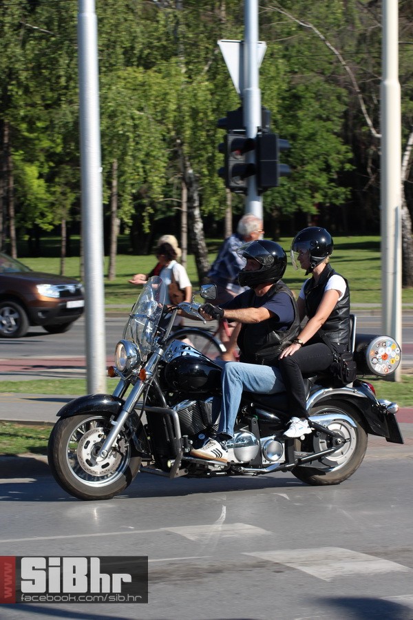 motorijada_osijek_defile_SiBhr_