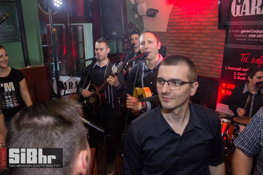 fort_pub_7