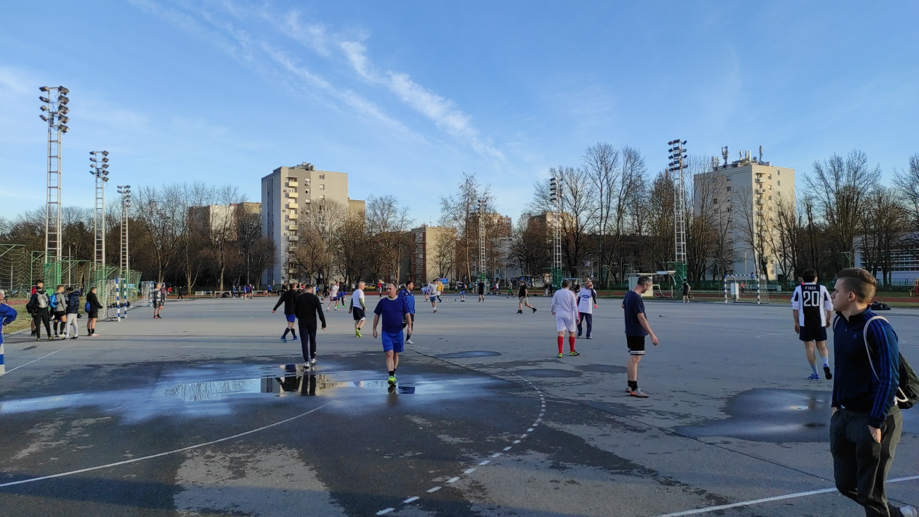 Krcata ‘Srednjika’: Osječani trčali, igrali nogoš, basket…
