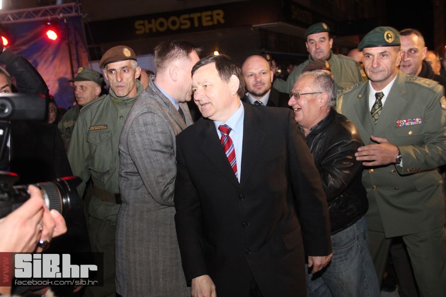 SvecanoOtvorenTrgSlobode_SiBhr_