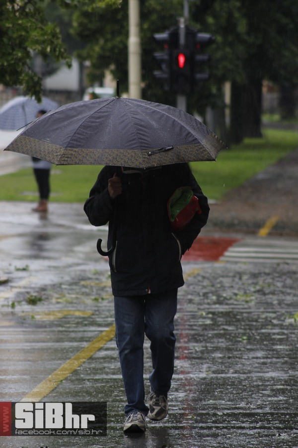 kisa_osijek_SiBhr_5 kisa_osijek_SiBhr_5