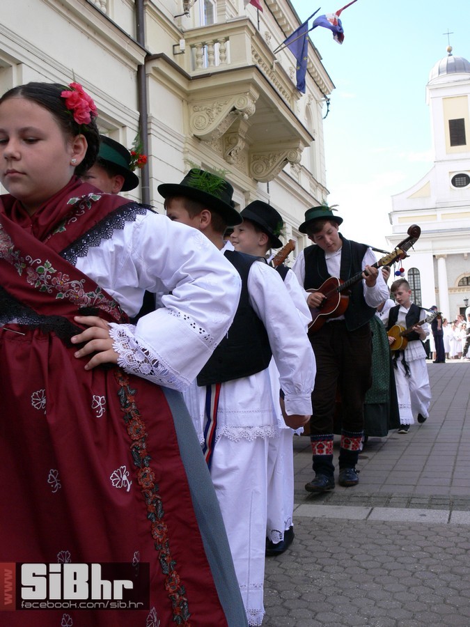mali_djekovacki_vezovi_28