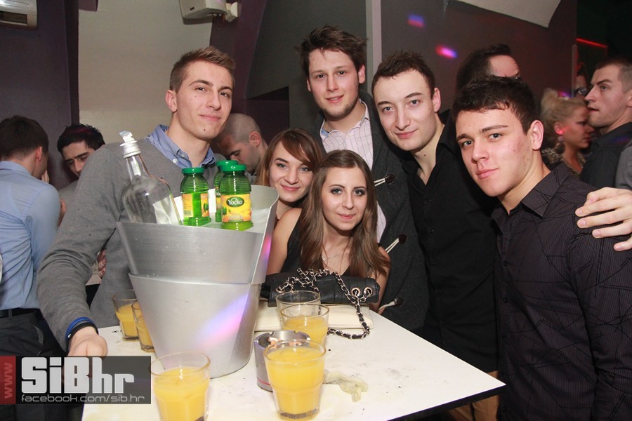 nova_godina_2014_matrix_SiBhr_2