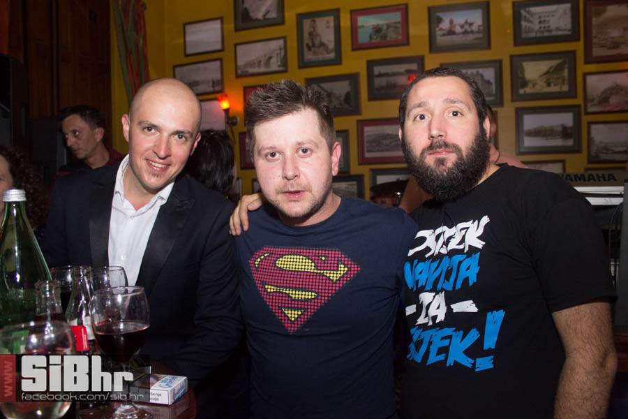 old_bridge_pub_subota_6