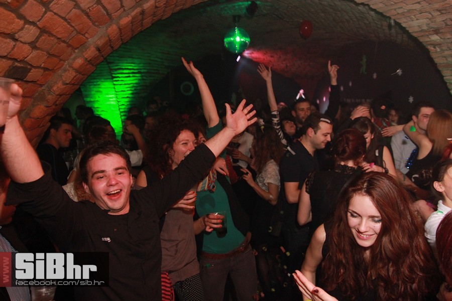 _exit_sibhr2014_117