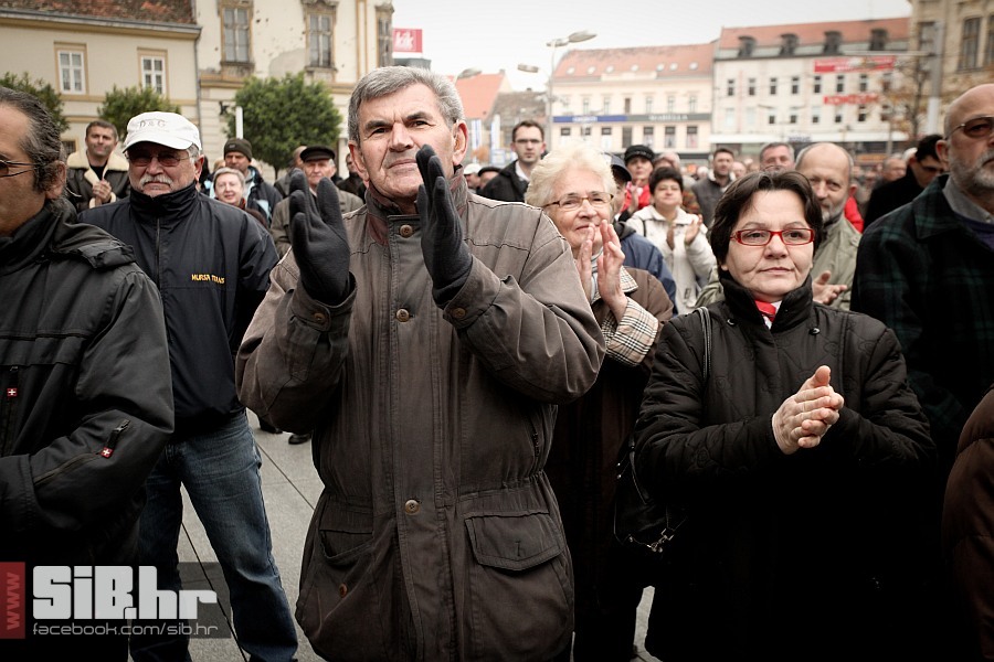 oslobodeni_generali_16112012_mb