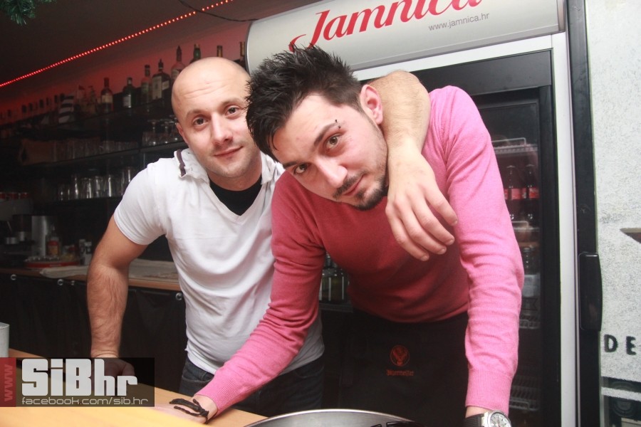 barkaIMG_549125122013 barkaIMG_549125122013