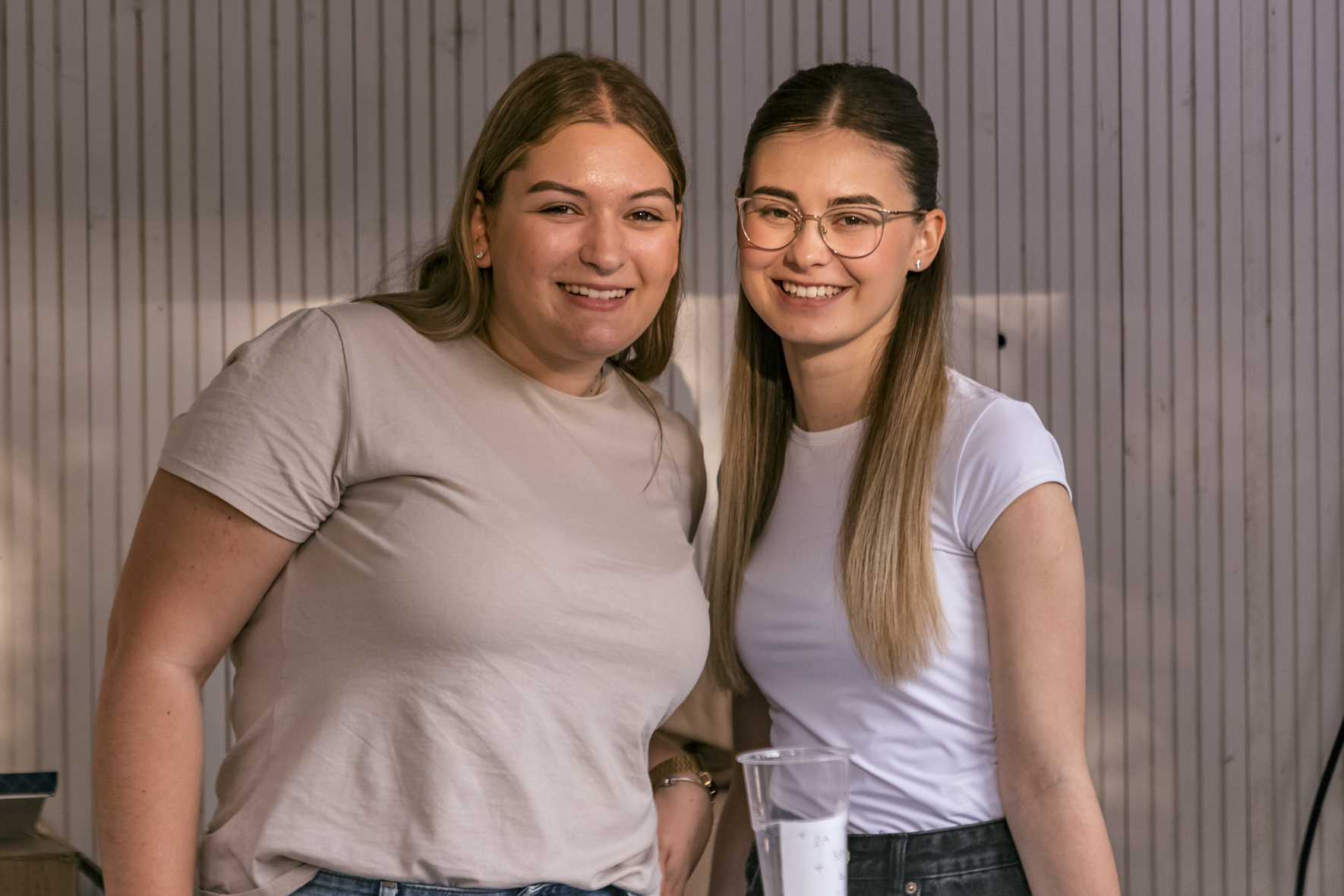 Večer vina i umjetnosti svibanj 2024. Večer vina i umjetnosti svibanj 2024.