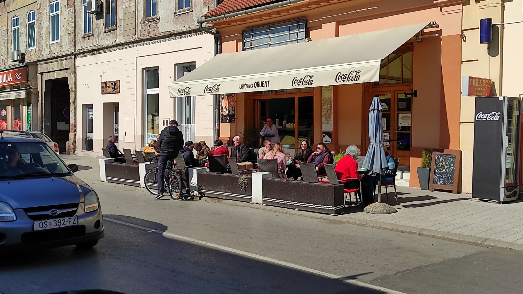 Nakon tri mjeseca Osječani ponovo sjeli na terase kafića